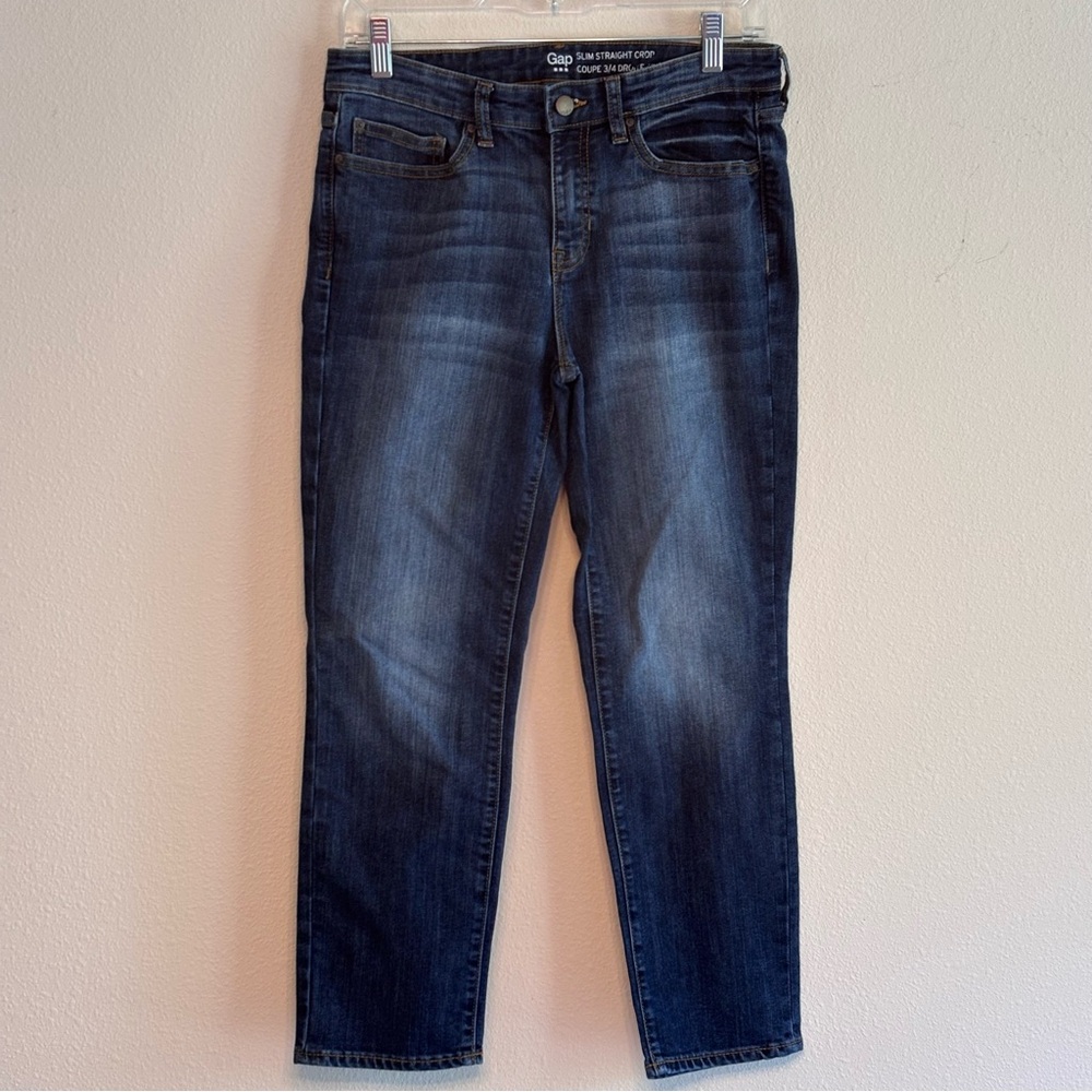 GAP Women's Dark / Medium Wash Slim Straight Crop Jeans Size 8 / 29R